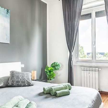 Ferienwohnung 'Tribal House' Sansiro-Rhofiera-Duomo Mailand Exterior foto